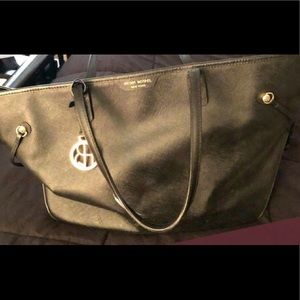 Henri Bendel beautiful tote